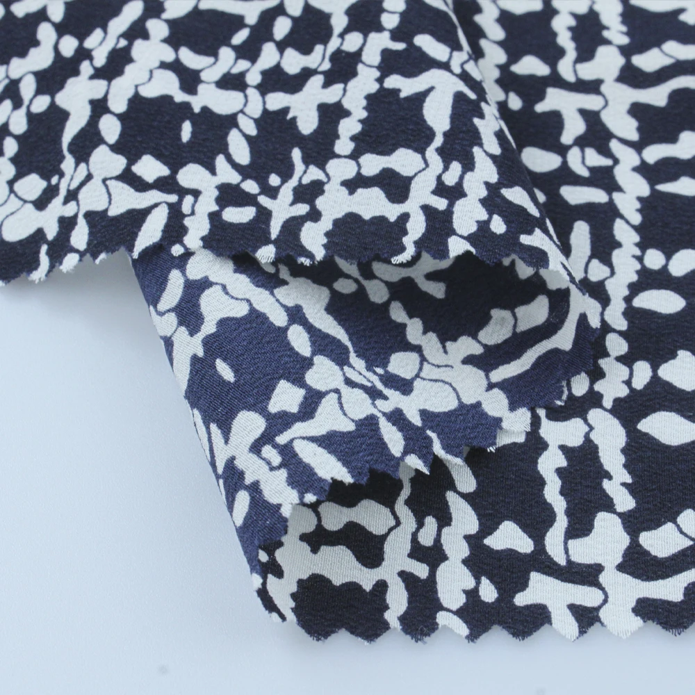 Мягкая 100% шелковая ткань с принтом для пижамы, юбки или наволочки