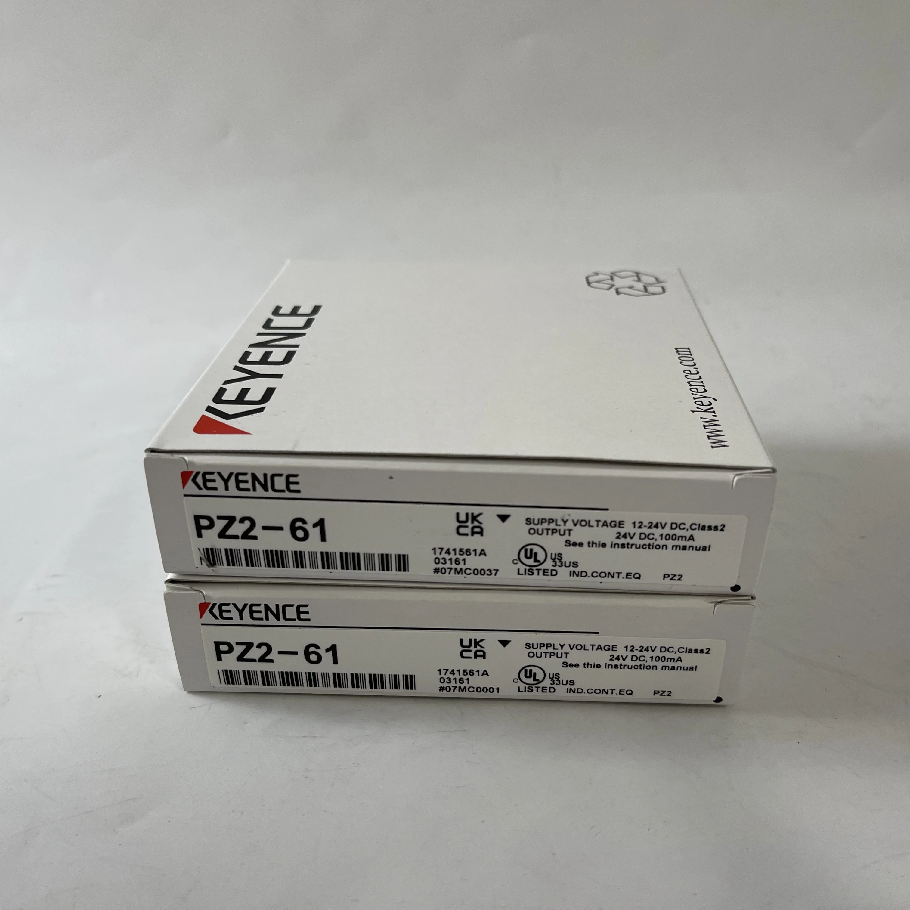 KEYENCE Photoelectric Sensor PZ2-61 KEYENCE Photoelectric Sensor PZ2-61