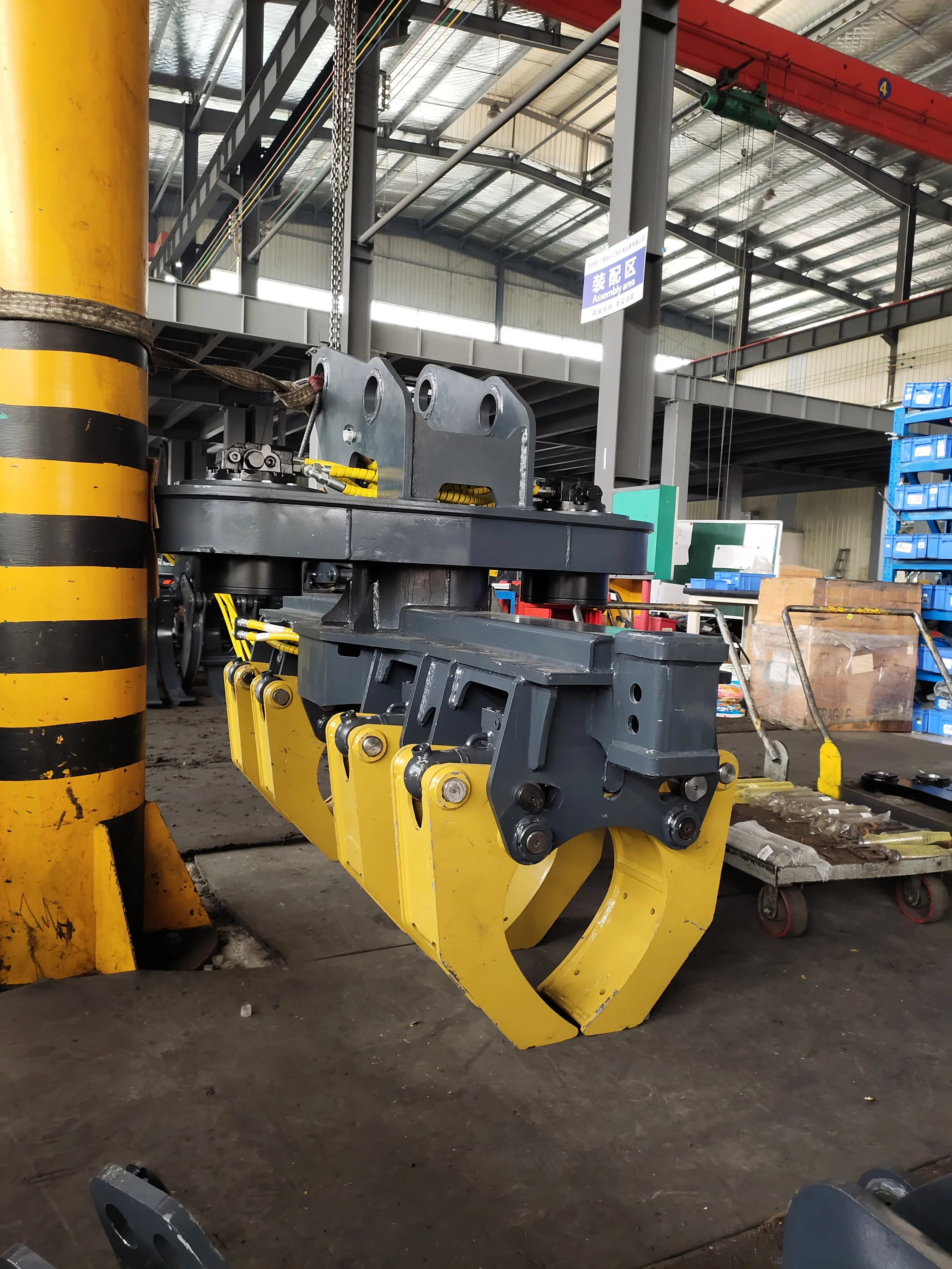 Factory Built Excavator Pole Grab Extendable Telescopic Clamps New Condition Core Motor Pump Engine Gear Pole Setter Grapple