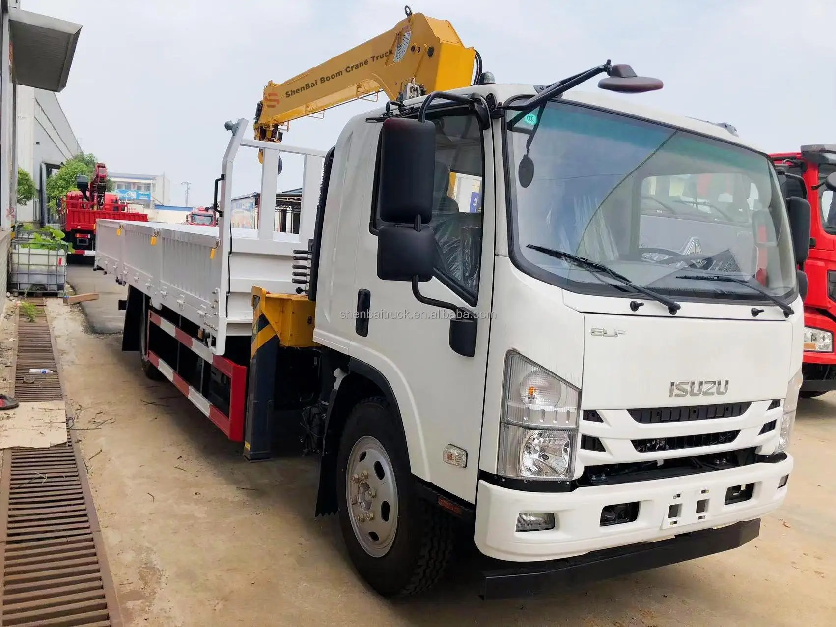 1SUZU ELF 4X2 Pickup Truck Mounted Crane Shenbai Hydraulic Telescopic Boom Crane 4Ton Capacity Good Price