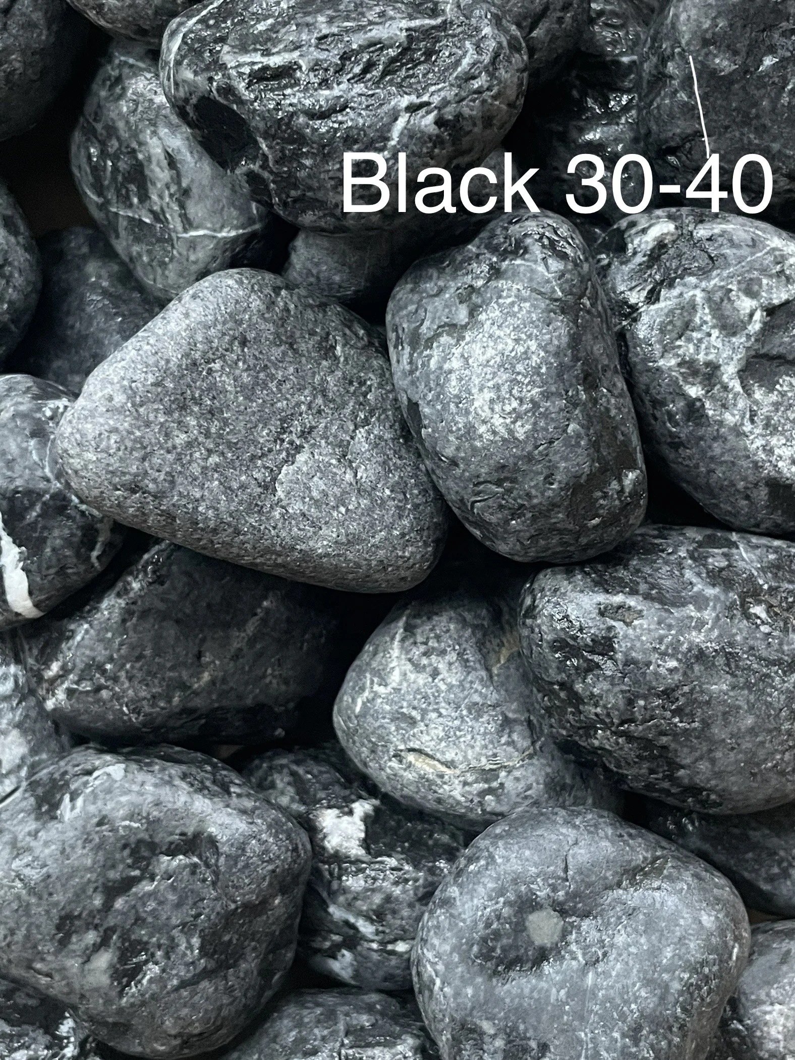 Vietnam Black Stones Mixed Cobbles Pebbles For Garden Cheap/river Stone Pebbles Landscape Stone