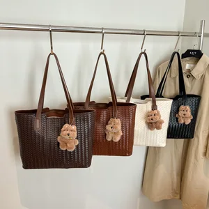 2026 A/W Versatile Korean Vintage Large Capacity Shoulder Bag Women Tote Bag