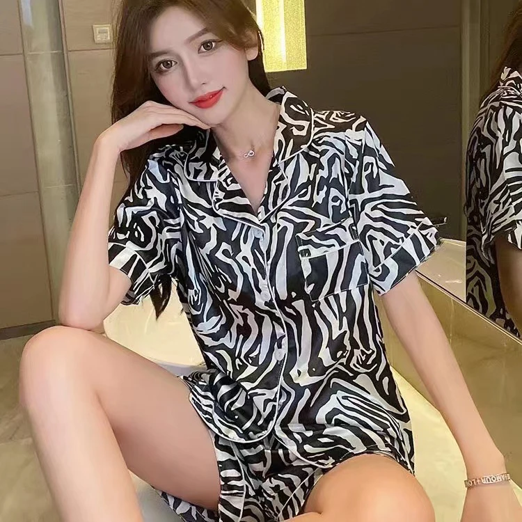 Spring And Summer Simple Women'S Long Sleeve Lapel Housewear Set Ice Silk Dot Printed Silk Pajamas