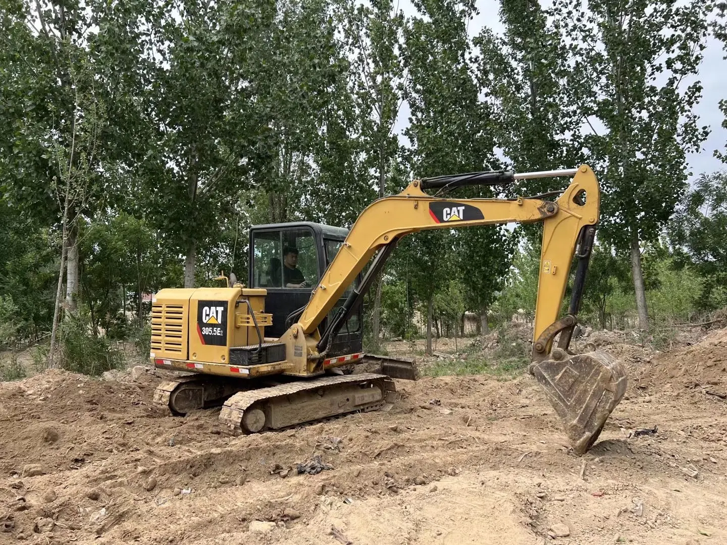 Used Excavator Caterpillar 320d Earth Moving Machine Cat305 307 320b 320d 330c Used Crawler 4059