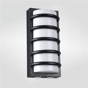 European Style Outdoor LED Wall Lamp Cold White IP65 Villa Lighting Waterproof Garden Fixtures for Porch Installation Outdoor