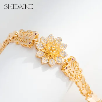 Ladies Unique Princess Cut Diamond Tennis Bracelet 18K Gold Plated Brass Zircon Jewelry Fashion Boutique Copper Design