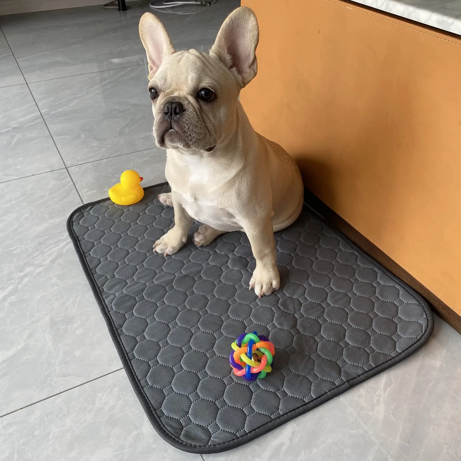 YK OEM/ODM Dogs Cats Indoor Protecting Floor Sofa Bed Mats Washable Reusable Eco-Friendly Pets Dog Pads