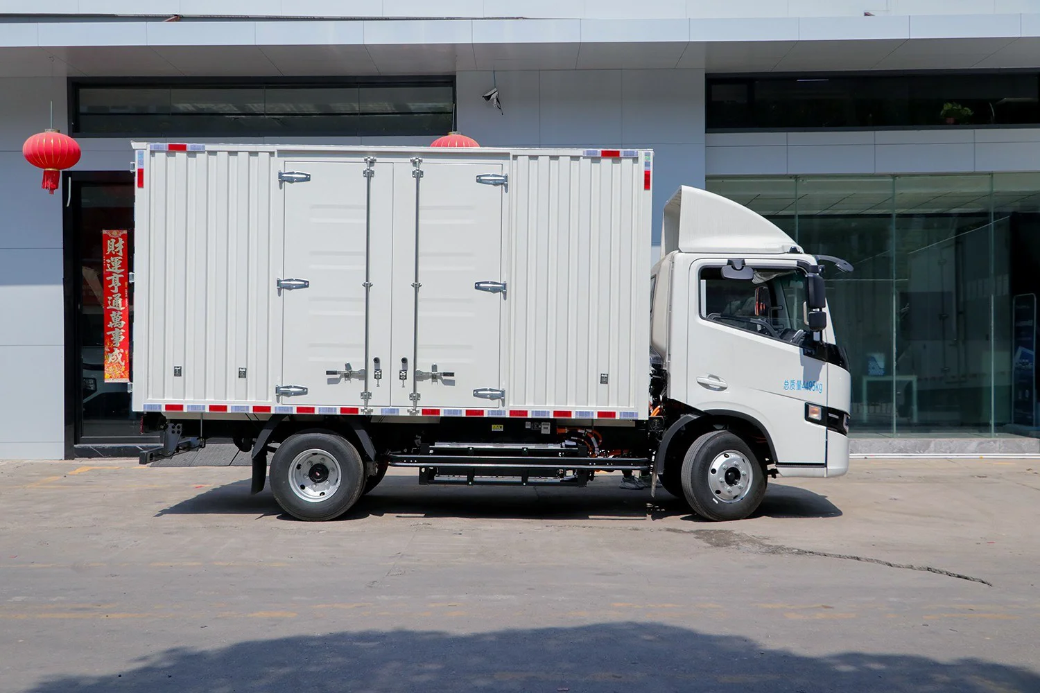 Used Geely Farizon Light Electric Van Truck 4x2 3360mm 90kwh Factory