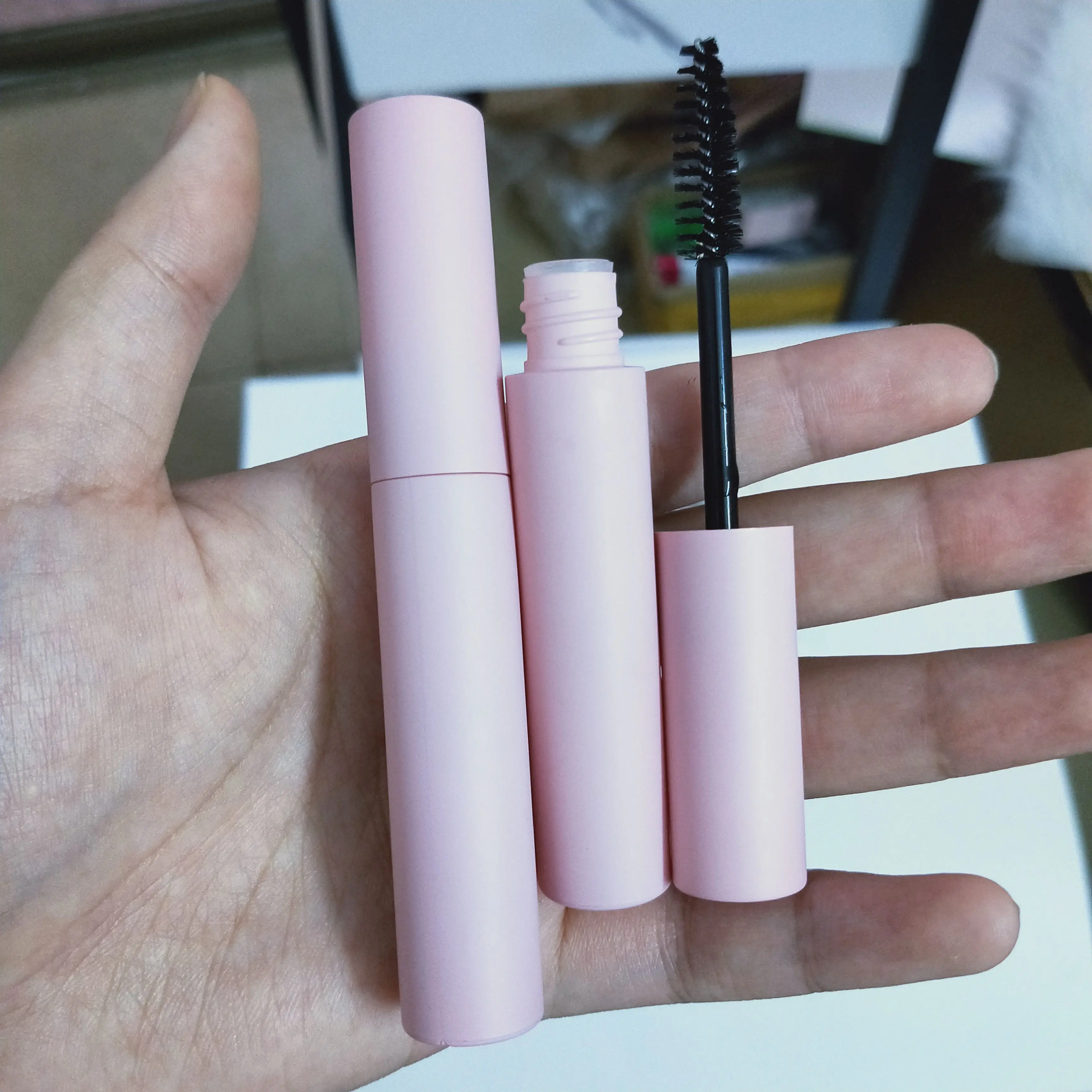 Сыворотка для роста и завивки ресниц от фирменной марки