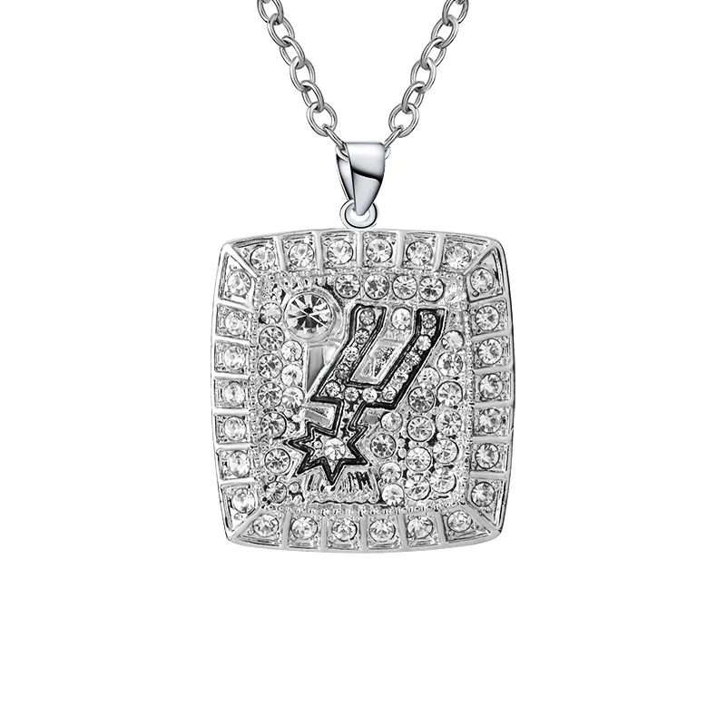 spurs diamond pendant