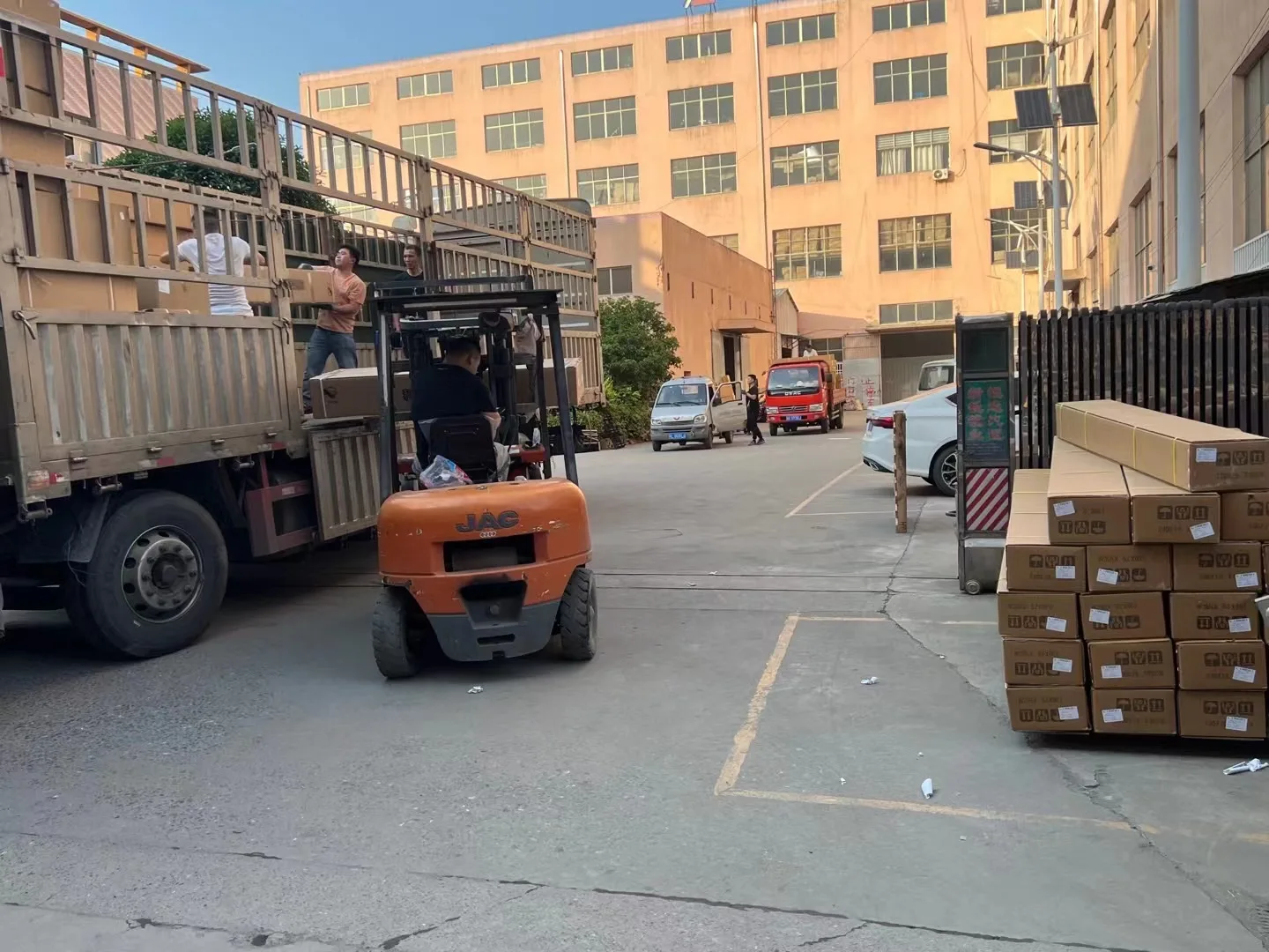 Danyang Ruozhou Auto Parts Co., Ltd.