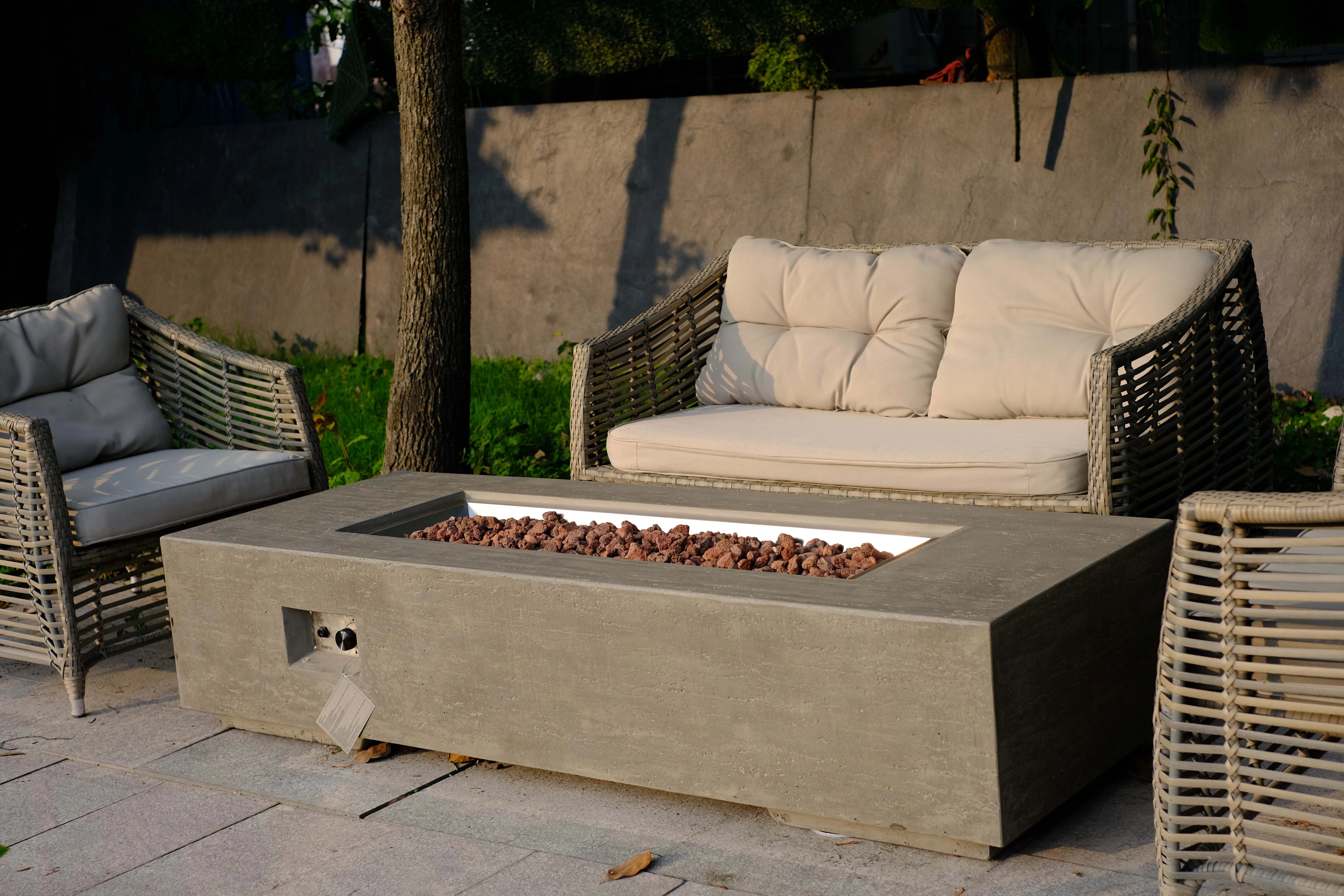 Outdoor Garden Furnishing Lpg Cement Color Concrete Fireplace Smokeless