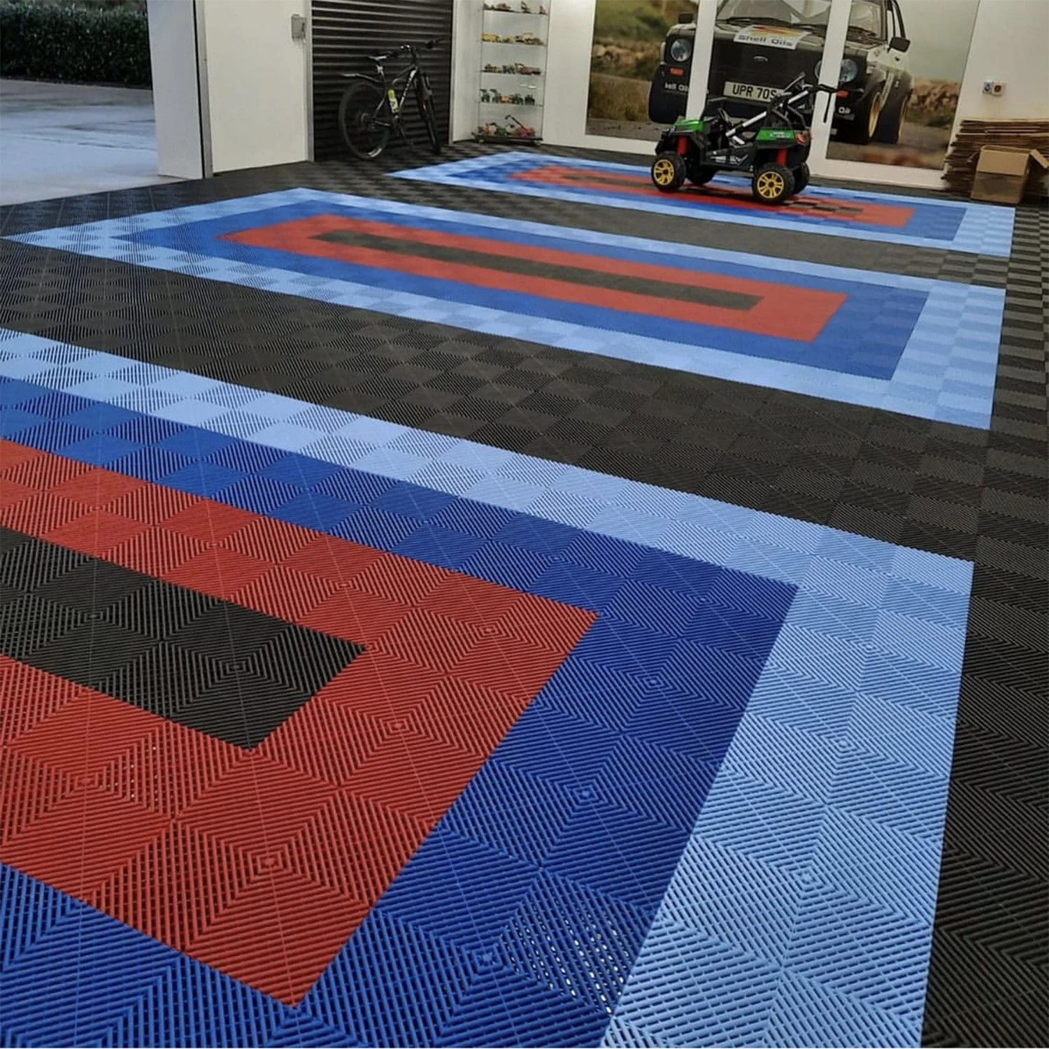 Interlocking Plastic Garage Floor Tiles with Vented Drainage | Heavy-Duty PP Grate Panels for Car Wash & Parking Areas