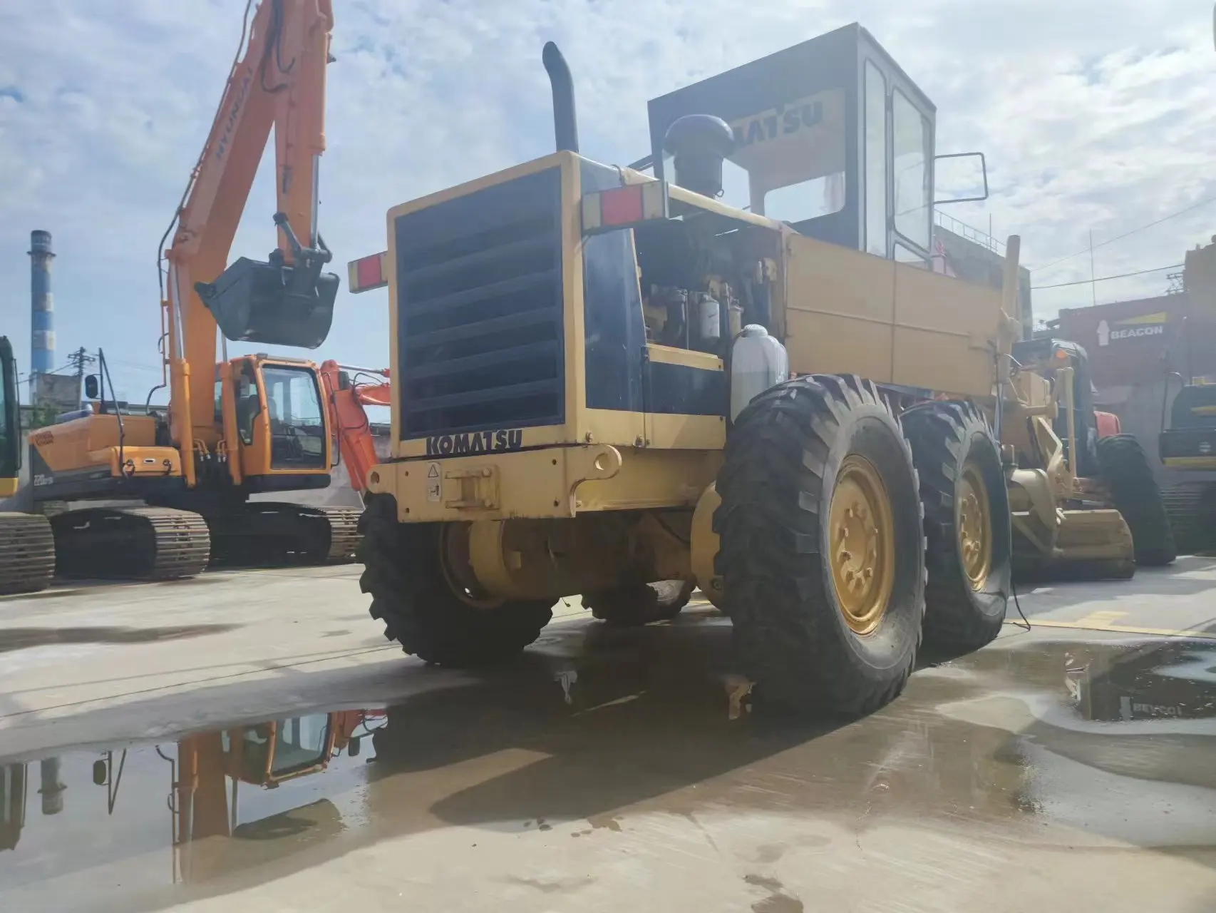 コマツ　トラクター等5セット クボタ トラクター L1-205D☆フロントローダー付き 1347.5h