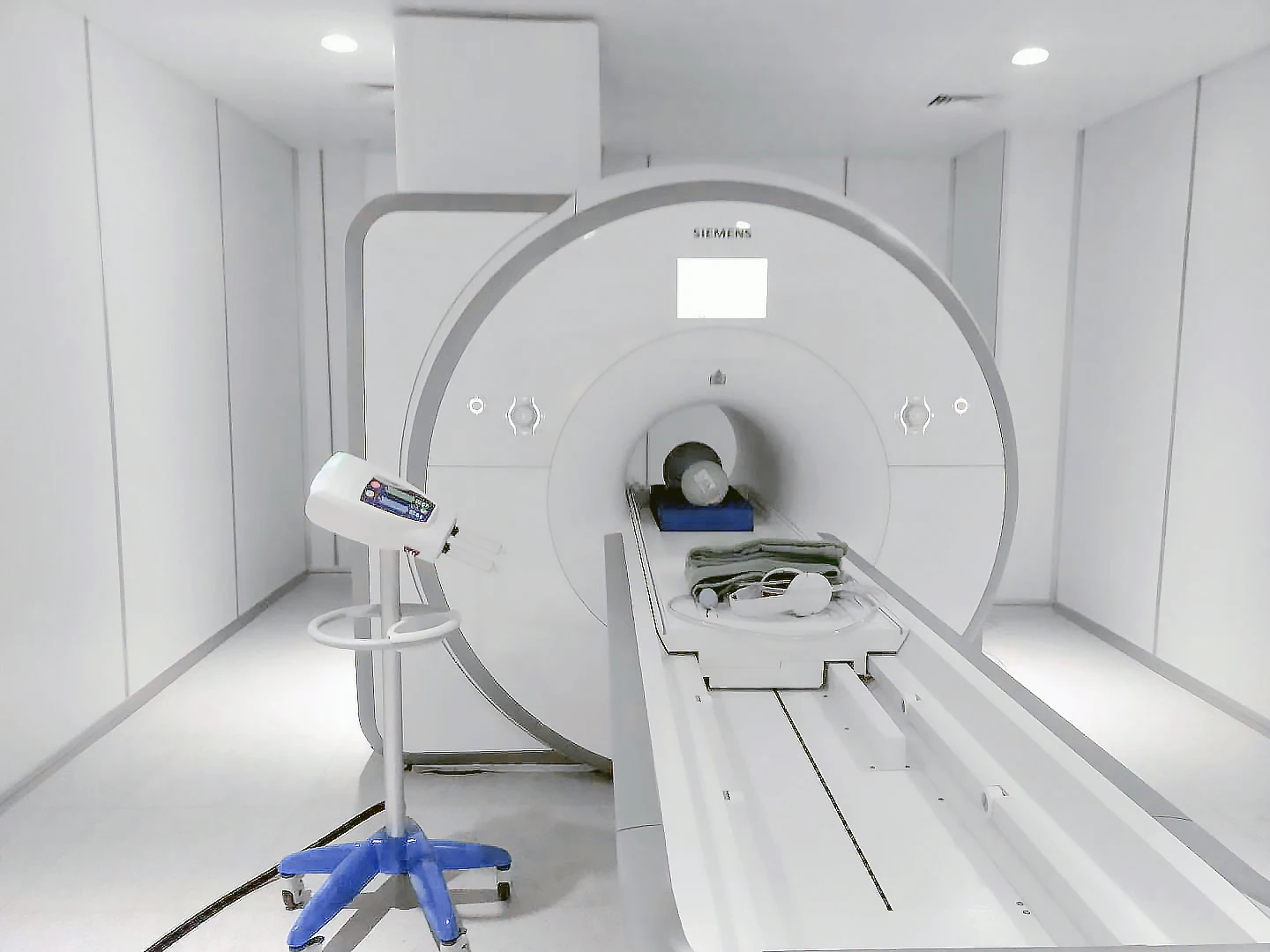 Unique Design of Direct Pressure Sensor CT & MRI Injection System Enhance CT/MRI Scan Injector