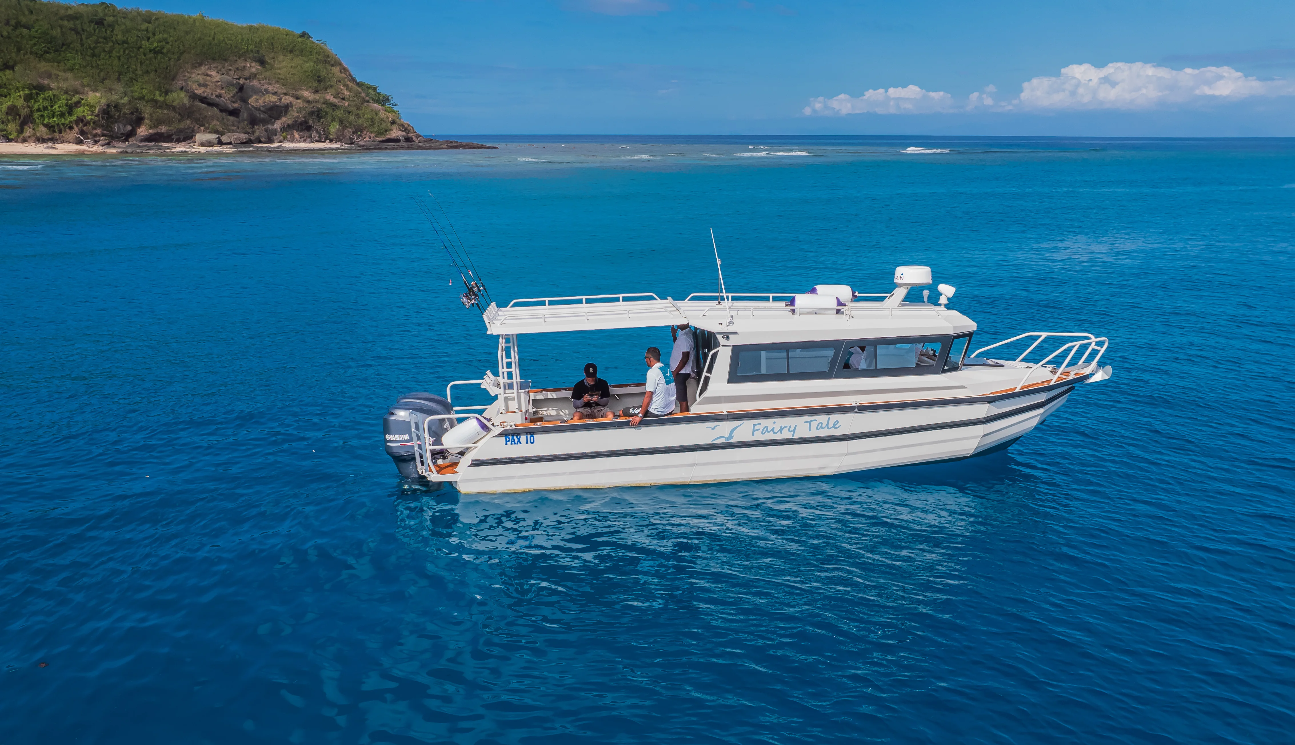One Hull 9m/30ft Factory Fishing Yacht With Cabin Outboard Motor Deep V Hull ...