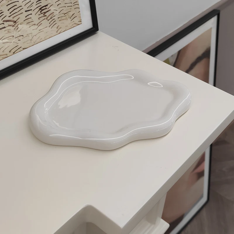 New Simple Design White Cloud Shape Ceramic Plate Serving Tray for Home Decor
