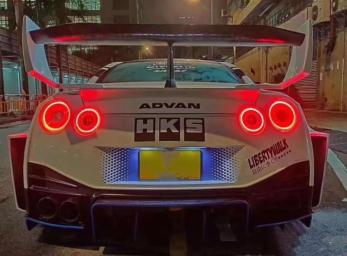 Wide Body Kit for Nissan GTR R35 - LB V3 Style Upgrade