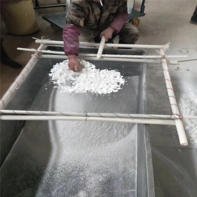 Water Soluble Boric Fish Scale Acid For Glass Industry