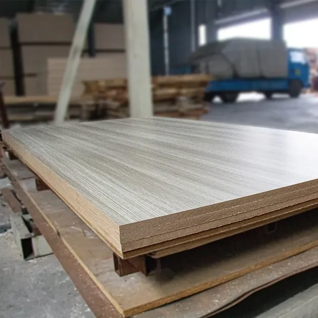 Factory Price 4*8 FT 18mm 20mm 25mm Wood Timber Fiberboard Melamine Laminated Wood Fiber Material MDF Fibreboards From China
