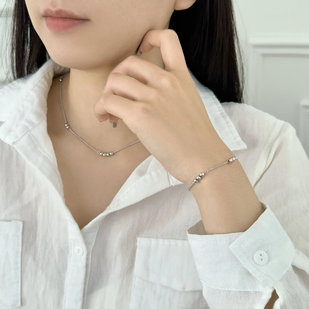 KAKODIY Minimalistic Design Fine Jewelry Rhodium Plated 18K Gold 925 Sterling Silver Chain Ring Glossy Bead Bangle and Bracelet detail 1