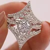 Q642 white gold