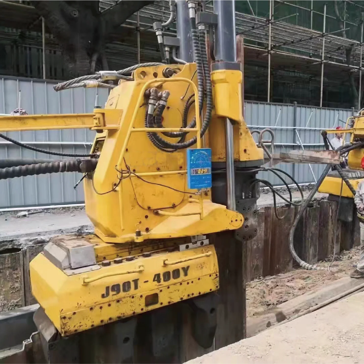 Multi-functional Pile Driver Sheet Piling Equipment Silent Piler for Sale