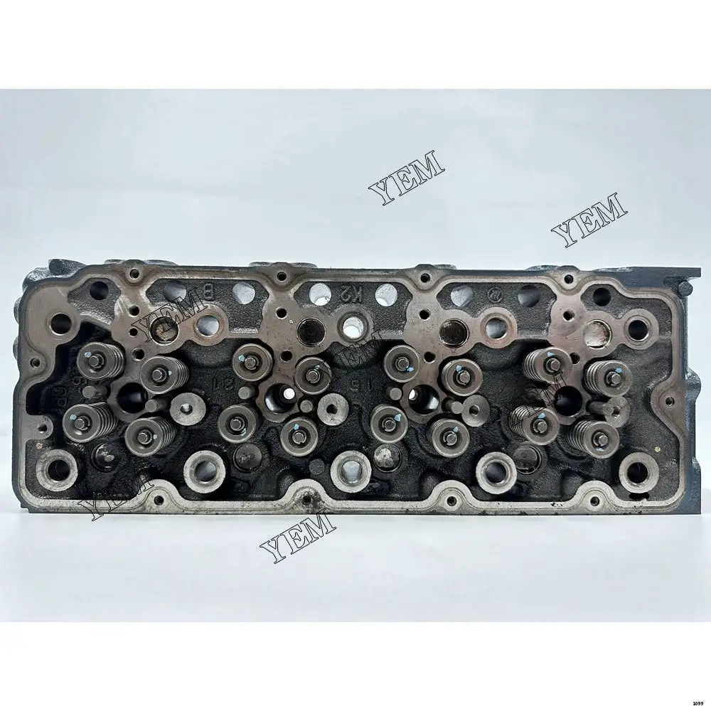 Engine Spare Parts V2607 Used Cylinder Head Assembly for Kubota Cylinder Head Assembly