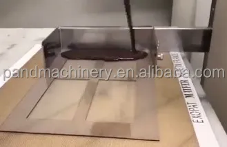 Chocolate Scraper to Flatten the Chocolate Ganache Adjustable - Image 4