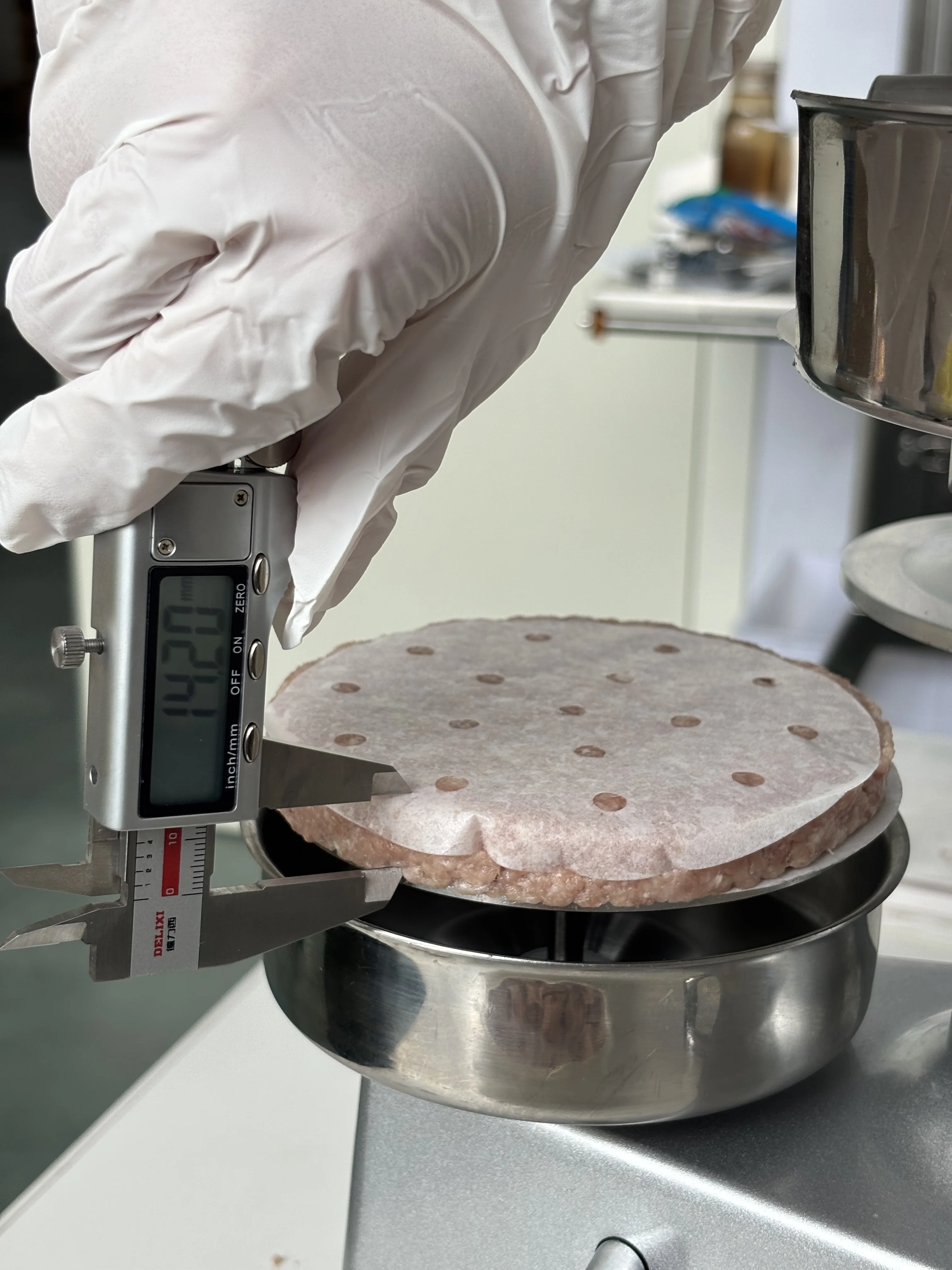 product jkh 130 hot sale meat pie molding machine meat chicken nuggets machine hamburger patty maker chicken nuggets-3