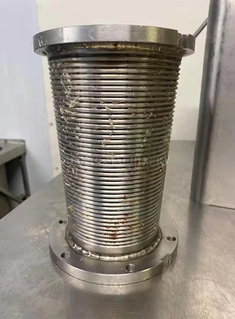 Automatic Strainer to Clean Fish Meal / Fish Meat Bone Separator / Fish Meat Strainer Machine
