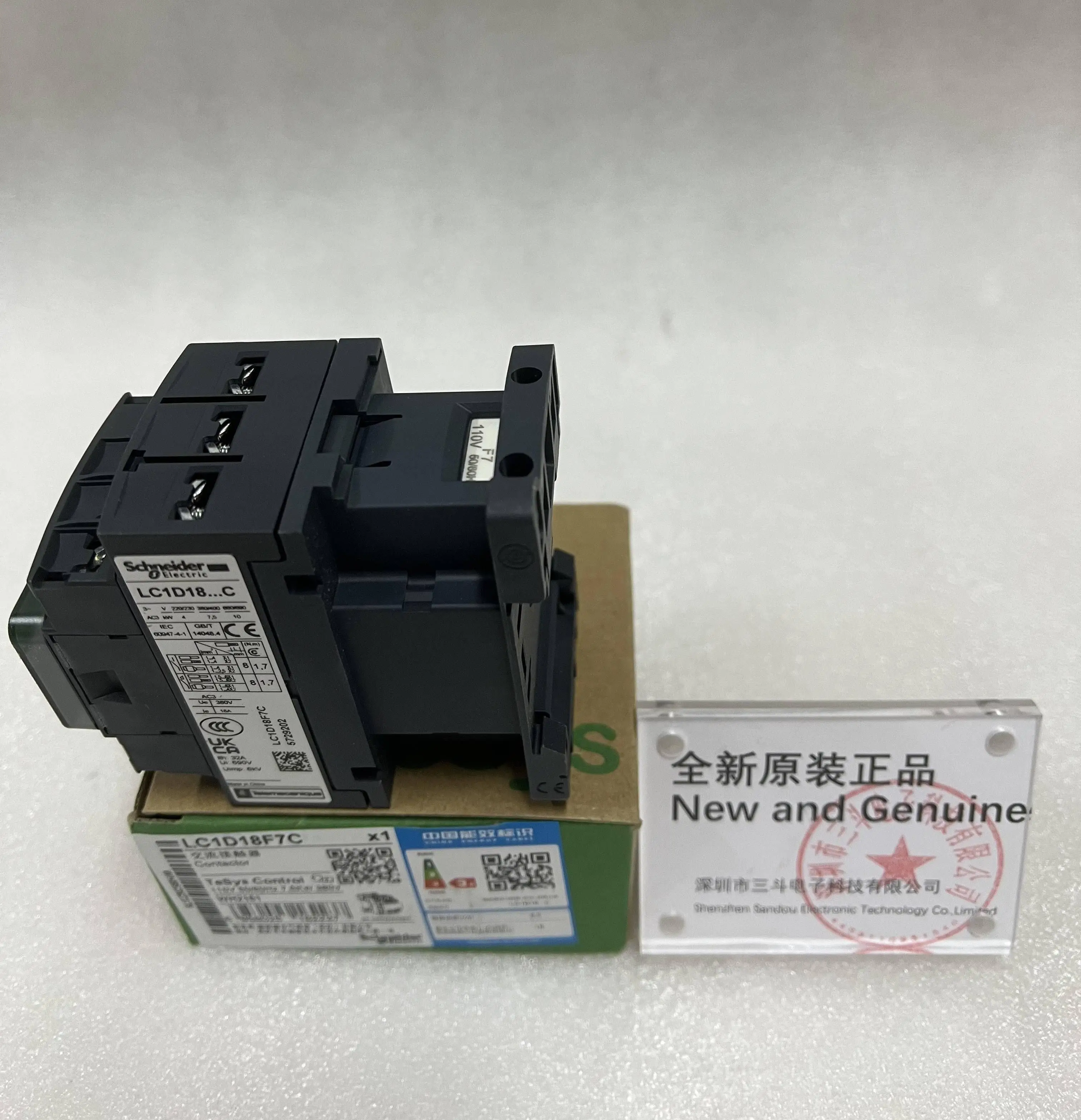 Schneider Magnetic Contactor LC1D18F7C Schneider Magnetic Contactor LC1D18F7C