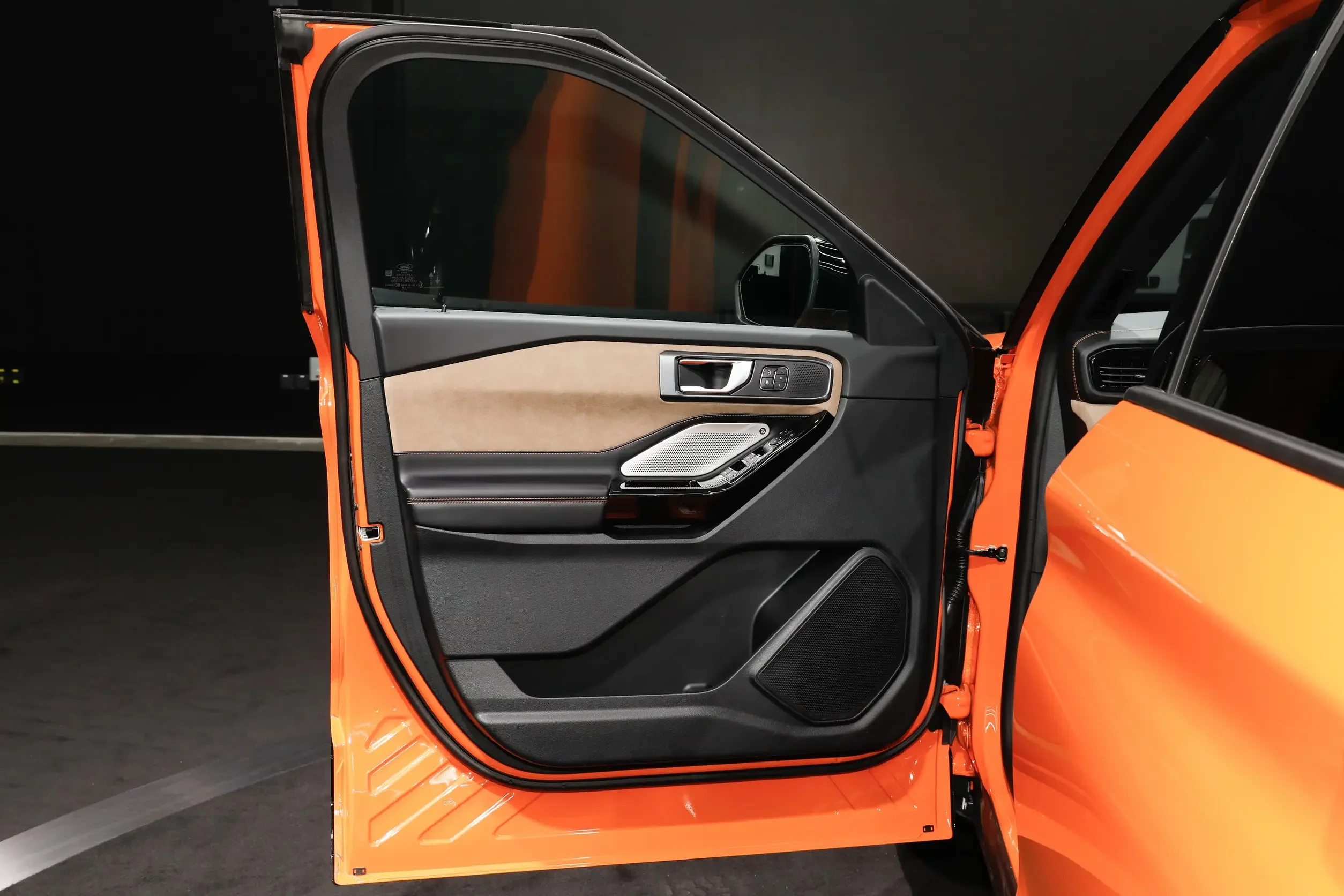 Deposit New Car Ford Explorer 2023 Ecoboost 285 Quad Drive Kunlun Peak