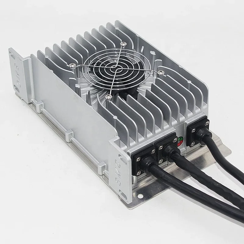 フォークリフト用充電機 電動フォークリフト用スマートパワーバッテリー充電器 24V 25A 29.2V