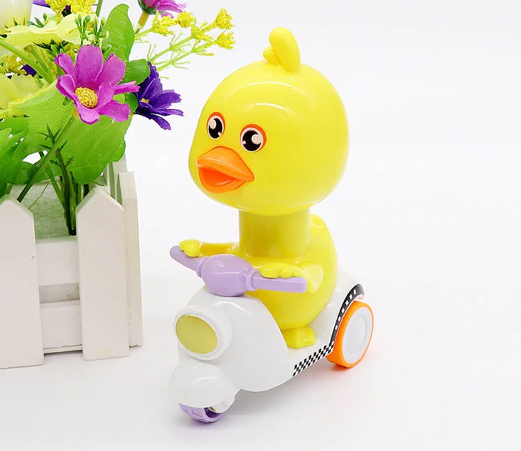 
 Мультяшные животные мотоцикл игрушки дети пресс желтая утка Пластиковый мотоцикл  
