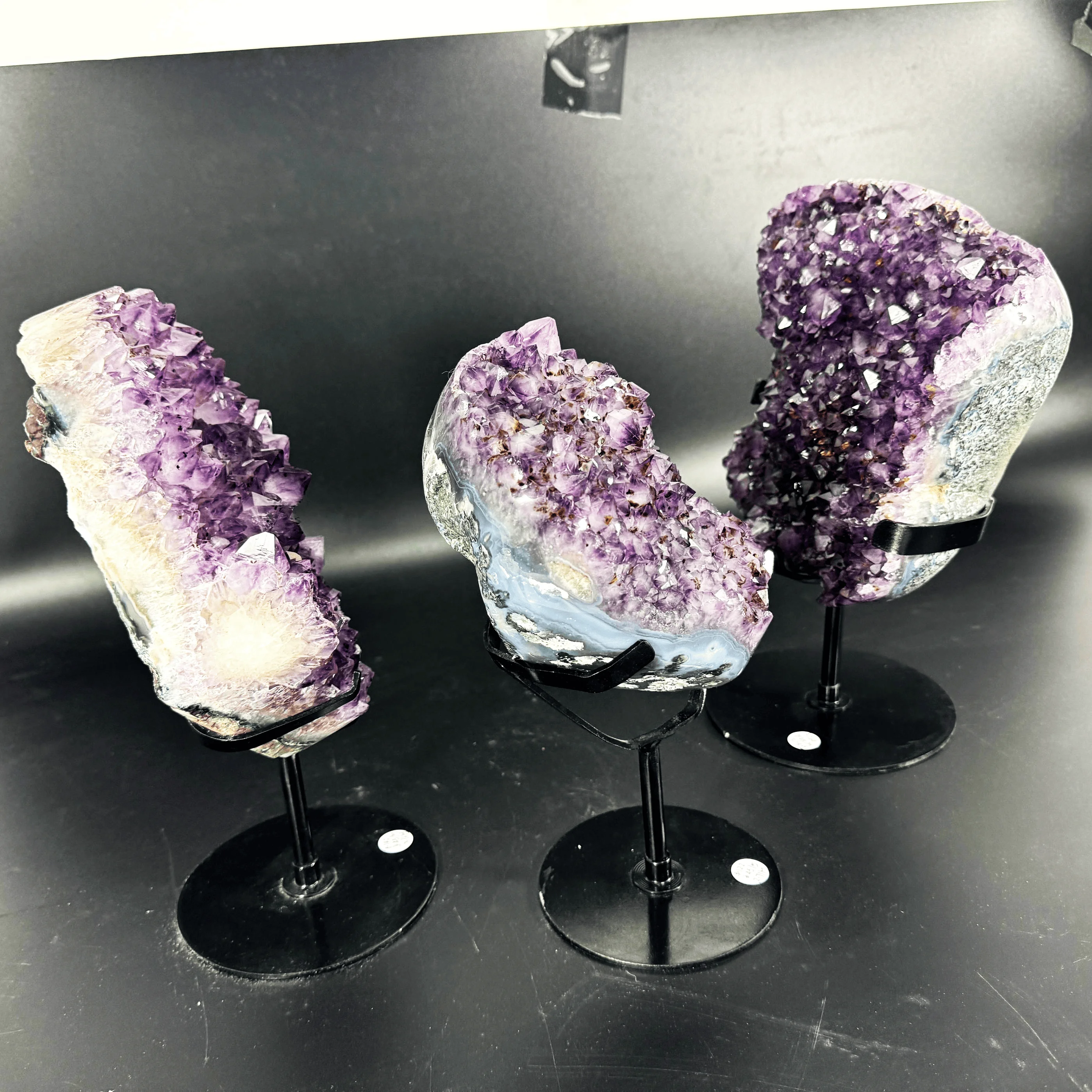 Wholesale Natural Quartz Crystal Stone Uruguay Amethyst Cluster Raw Amethyst Geode Stone for Crafts and Decoration