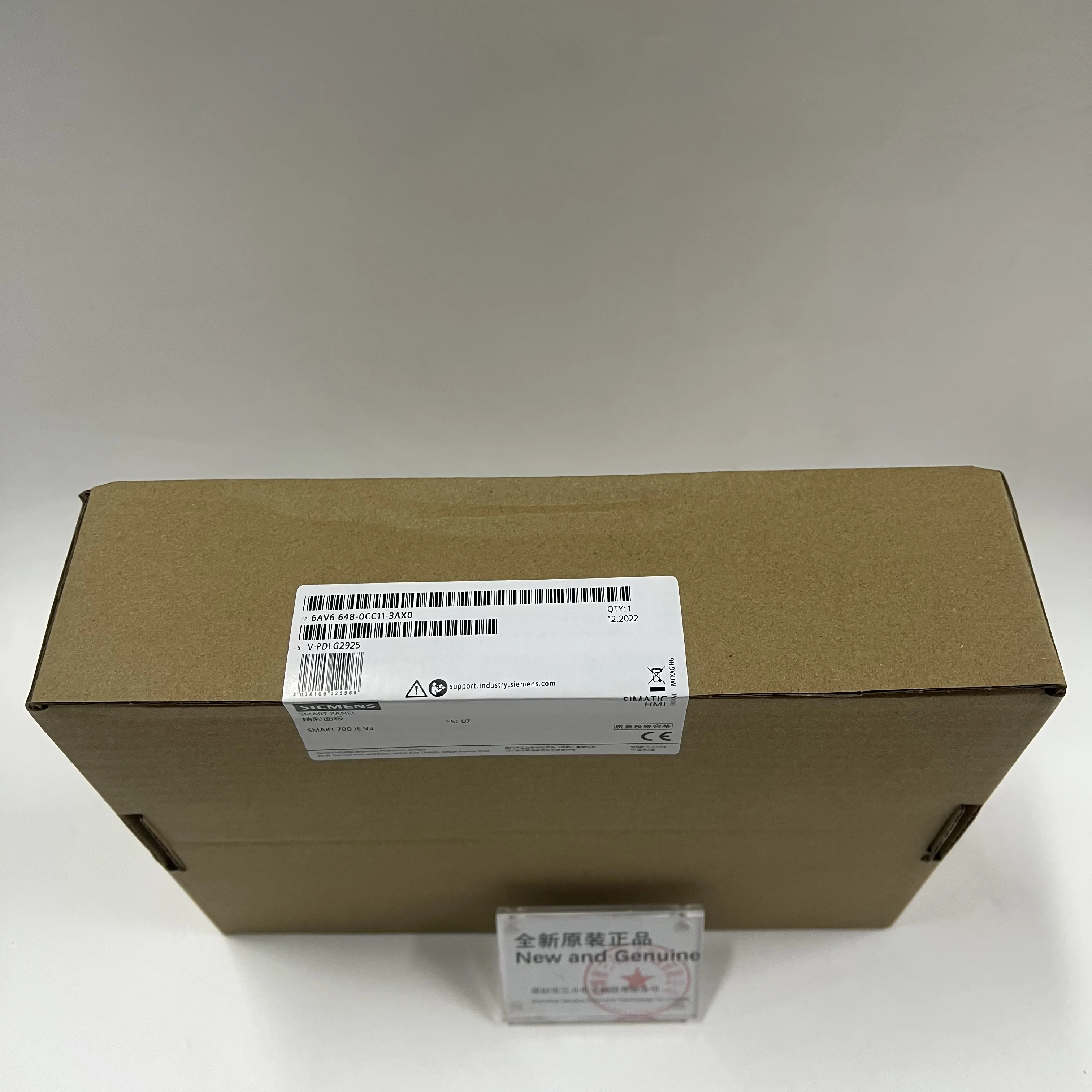 SIEMENS HMI Touch Panel 6AV6648-0CC11-3AX0