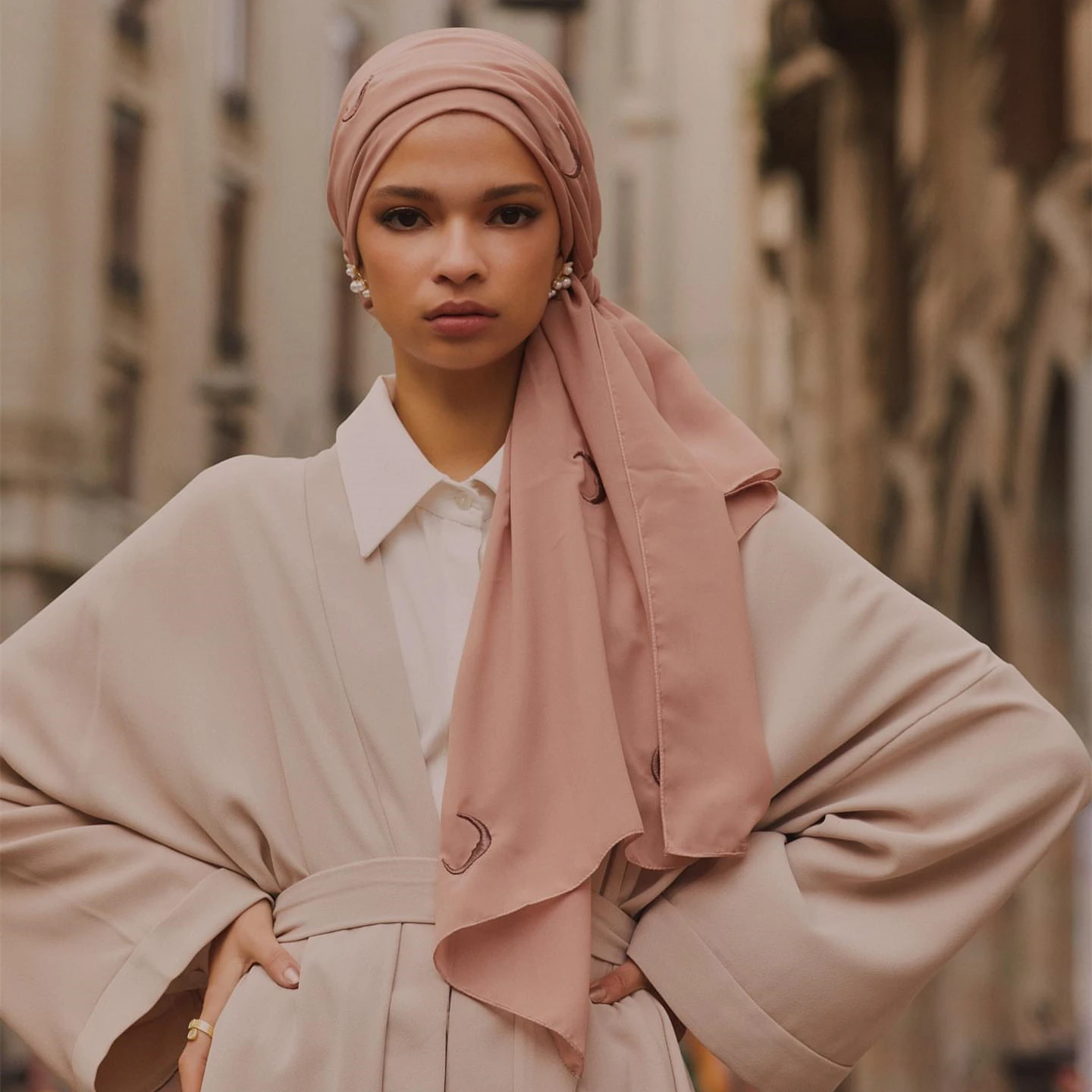 Damen Stirnband Mit Floralem Knoten – Breites Chiffon-Tuch, Rutschfest, Für Haare & Style
