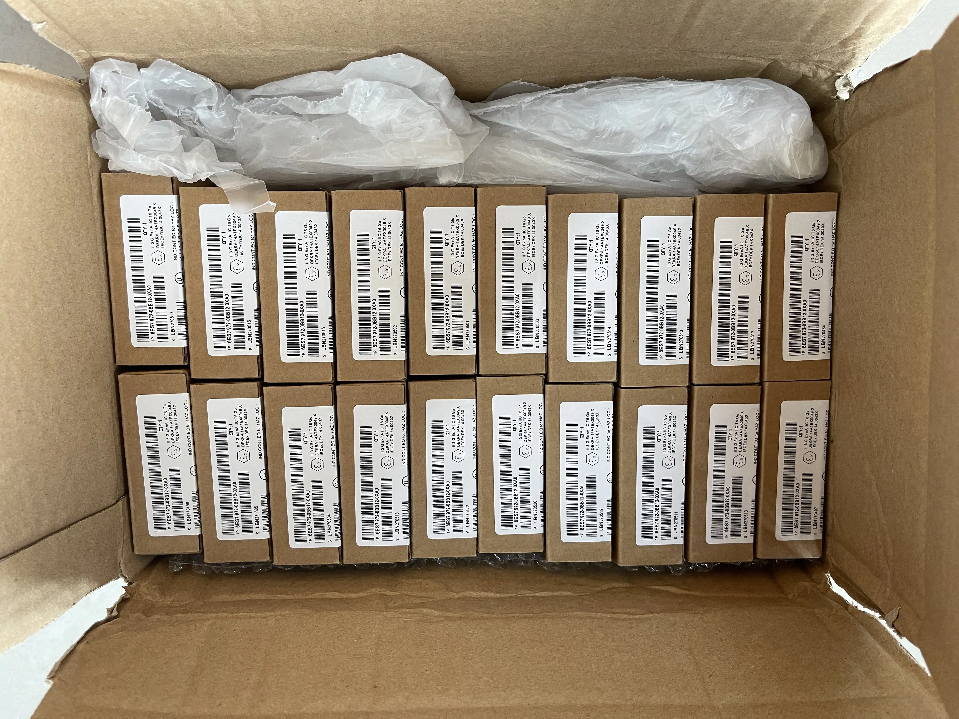 Siemens PLC Module 6ES7972-0BB12-0XA0 Siemens PLC Module 6ES7972-0BB12-0XA0