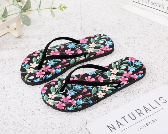 Women's Floral Patterned Flip Flops Beach Sport Sandals