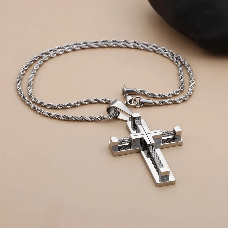 2023 Hot Sale Stainless Steel Big Cross Pendant 18k Gold Wholesale Titanium Steel Cross Necklace