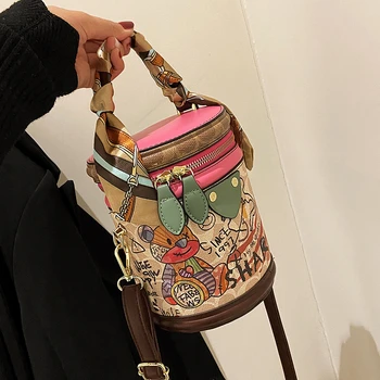 Wholesale purses and handbags 2022 designer new ladies Messenger Bags fashion graffiti hand bags shoulder bag women