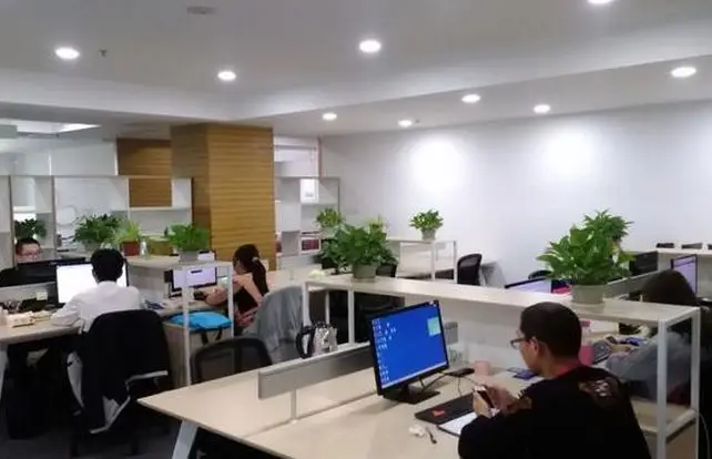 Yiwu Kaixuan E-Commerce Co., Ltd. 2