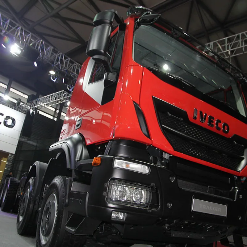 Howo 12-Wheeler Dump Truck with 500HP Manual Transmission Diesel Fuel Left Steering Euro 2 Emission Standard Slagging Transport