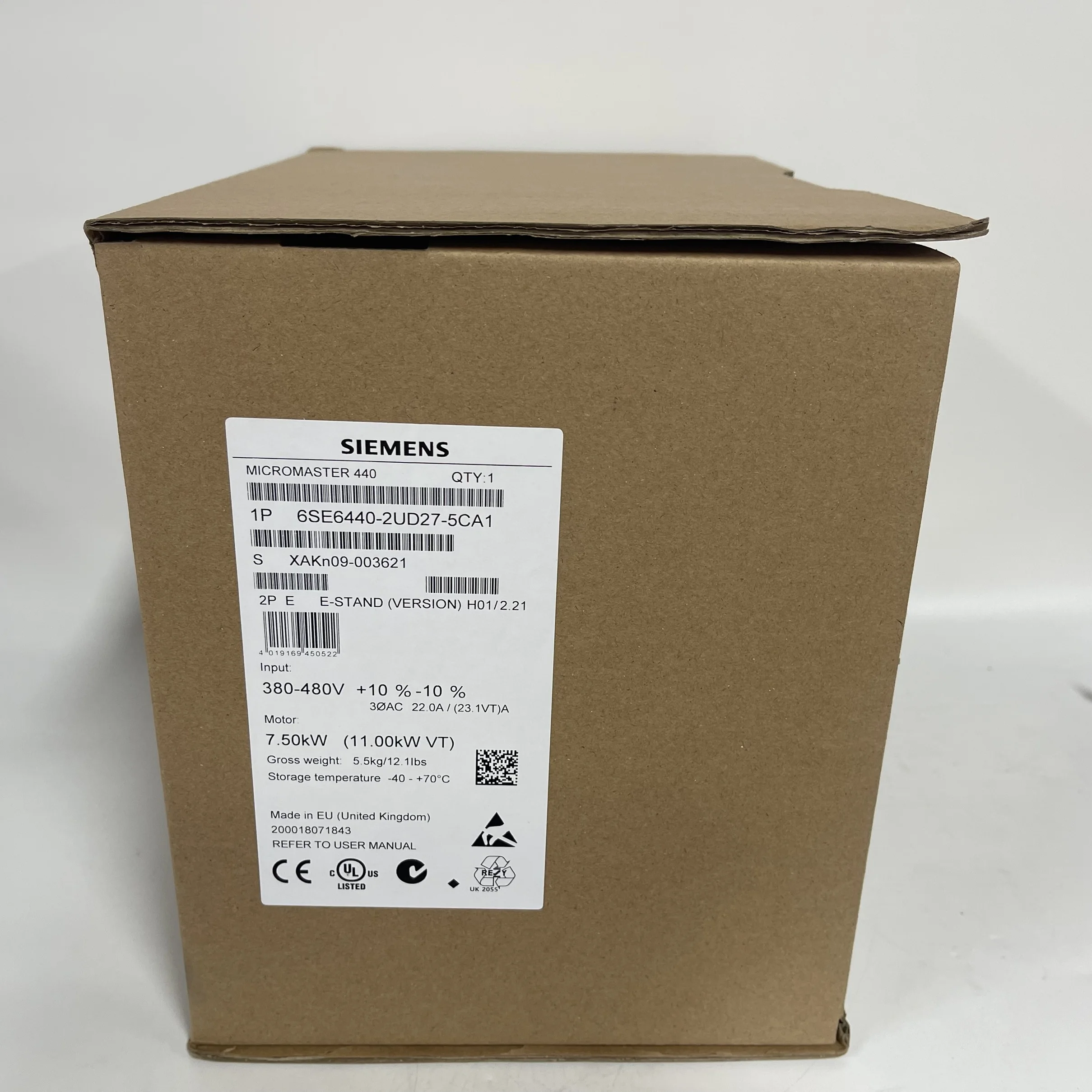 Siemens AC Inverter Drive 6SE6440-2UD27-5CA1