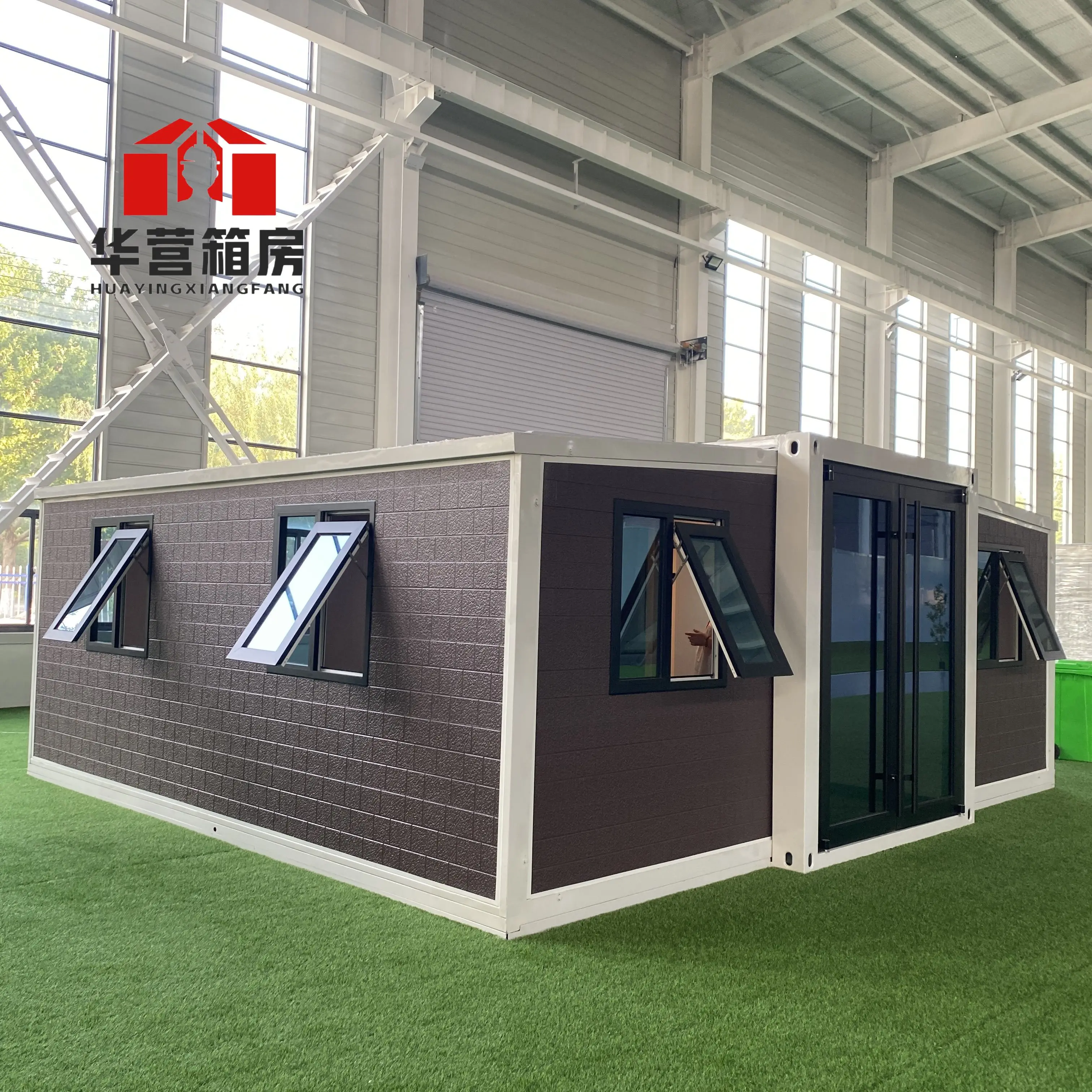 Container House Predabicated with Bathroom and Kitchen Folding Container House Luxury on Trailer From China Modern Hotel 5 Years