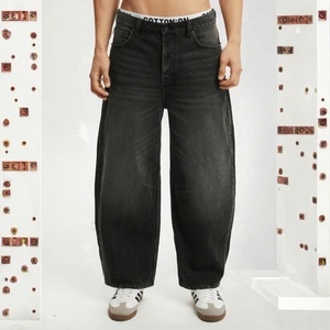 OEM ODM High Quality Men's Vintage Washed Straight Casual Jeans Custom Street Style Mid Waist Denim Fabric Woven for Autumn