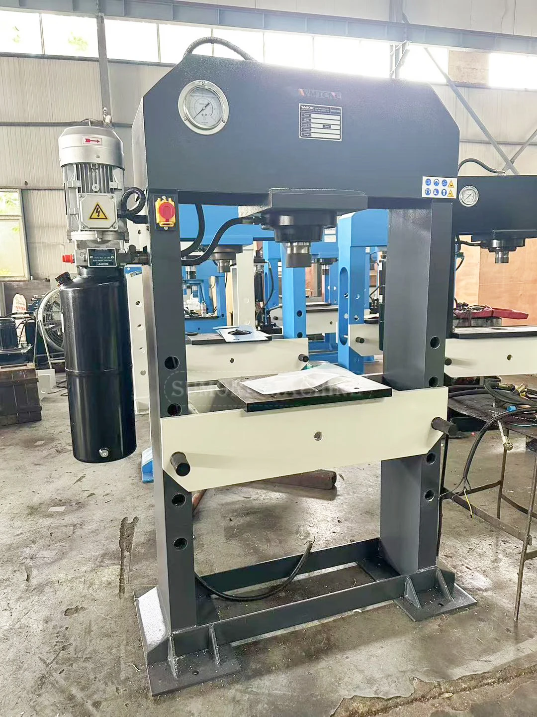 Factory Workshop 50 Ton h Frame Gantry Hydraulic Press Machine ...