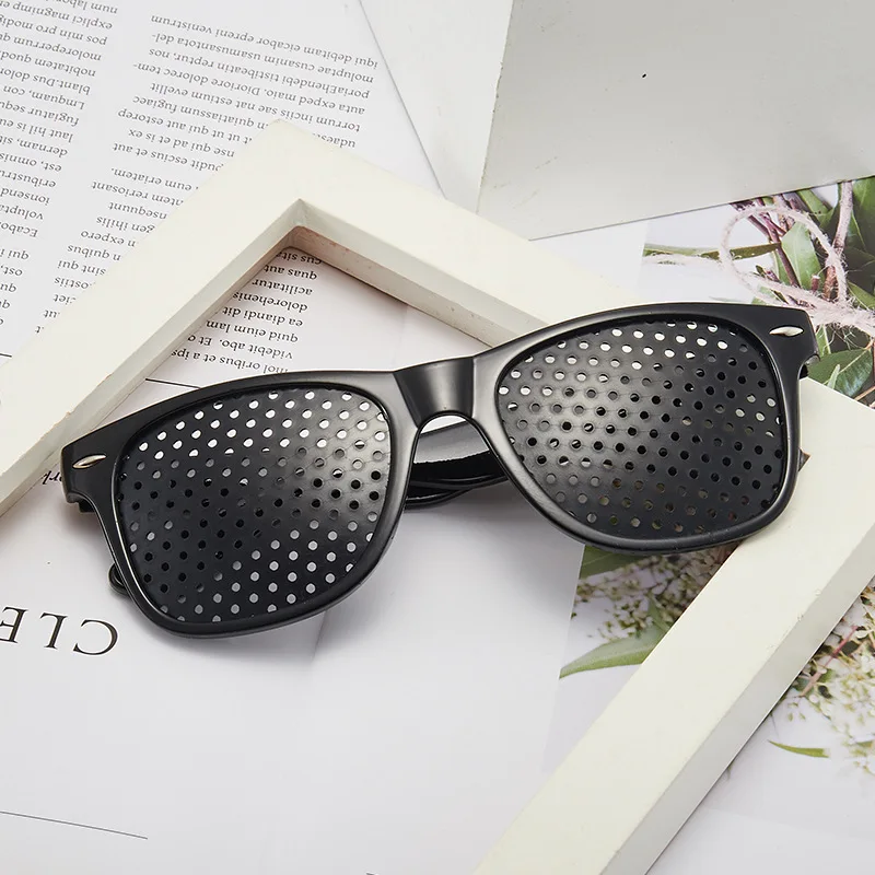 Pinhole Glasses Multi-Hole PC Material Full Frame Non-Polarized; Factory-Direct Best-Selling Style Foreign-Trade-Ready Logo - view 1