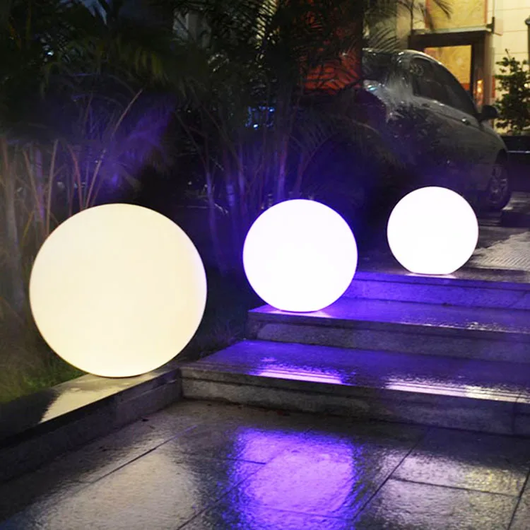 2019 new outdoor magic illuminated swimming glow pool water floating solar led light ball with wireless remote control